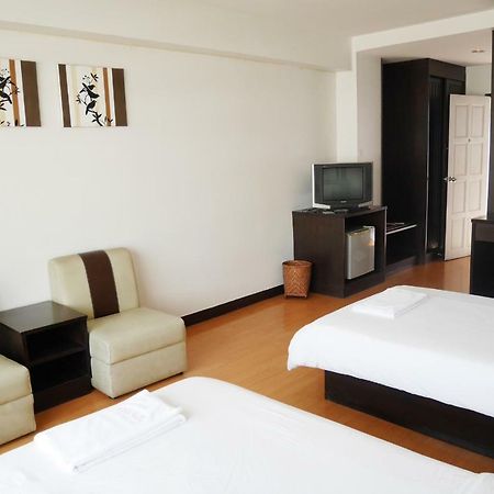 Roma Hotel Khon Kaen Ngoại thất bức ảnh