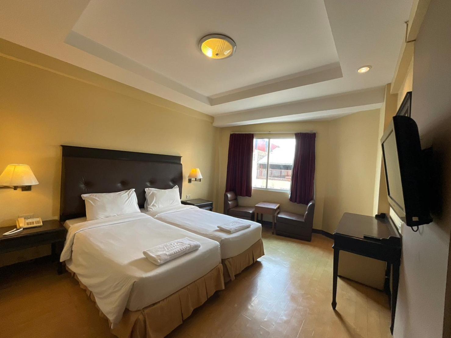Roma Hotel Khon Kaen Ngoại thất bức ảnh