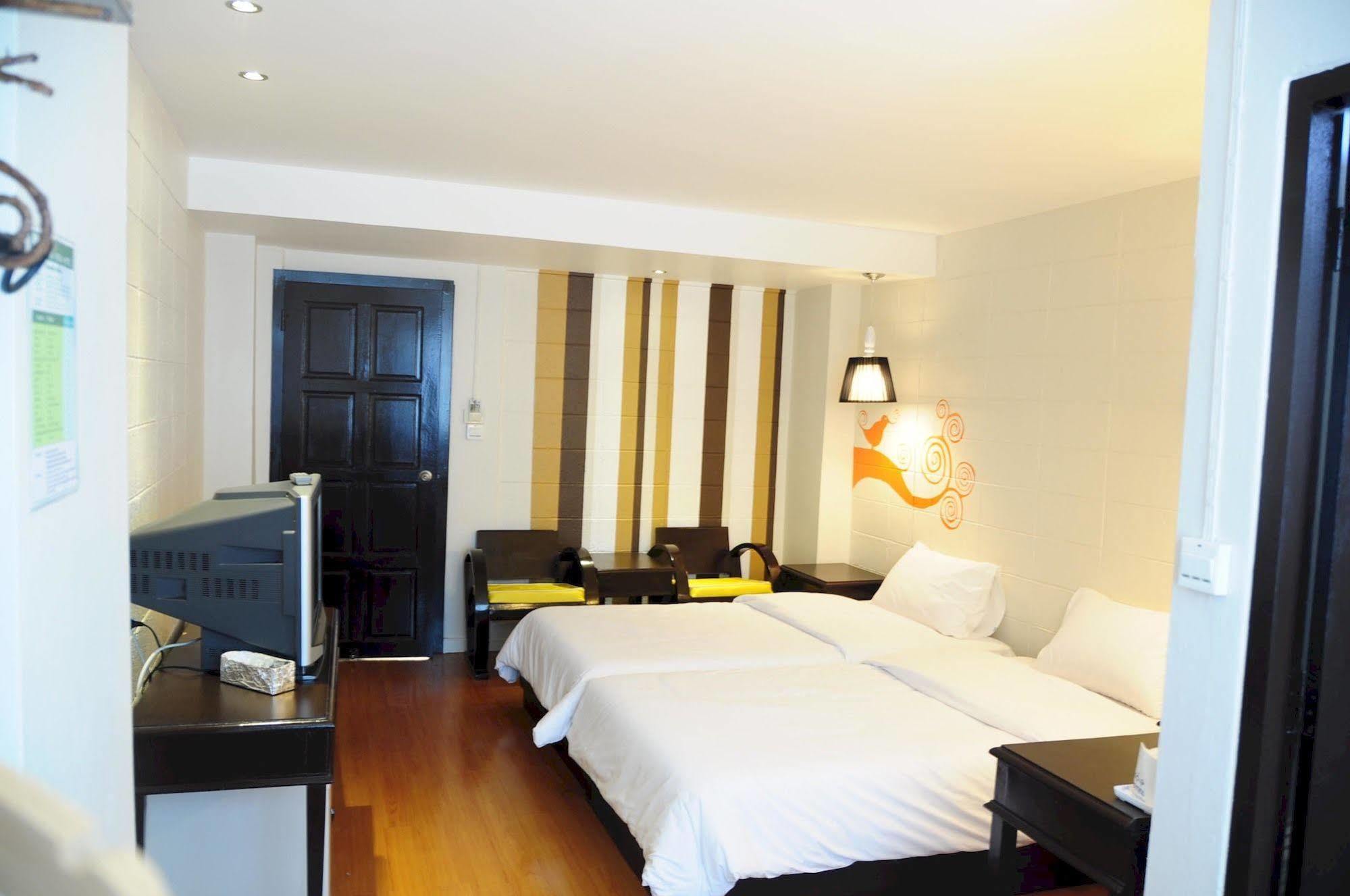 Roma Hotel Khon Kaen Ngoại thất bức ảnh