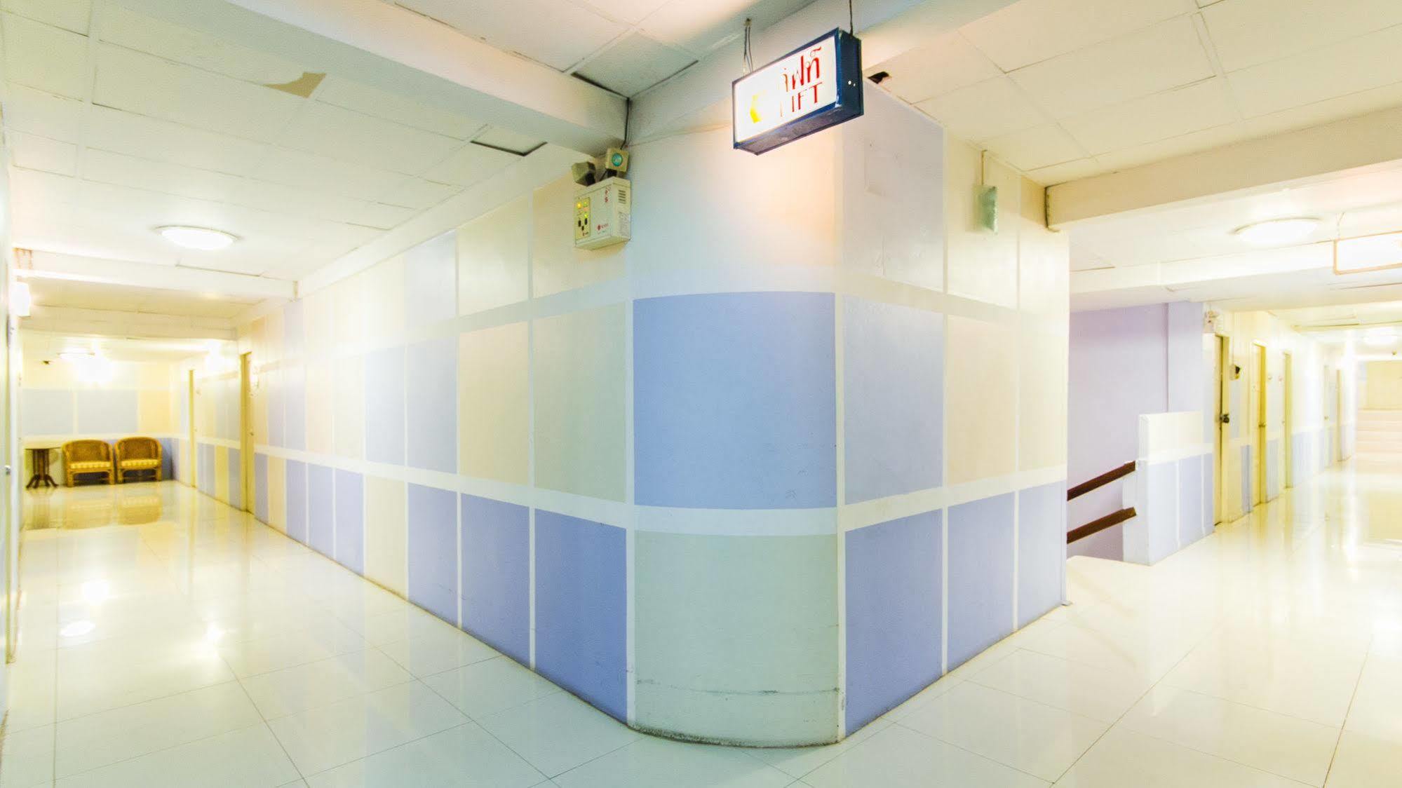 Roma Hotel Khon Kaen Ngoại thất bức ảnh