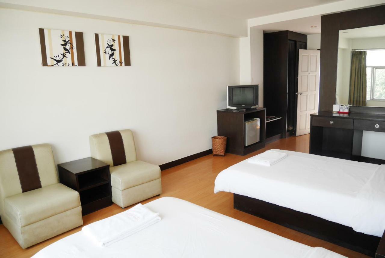 Roma Hotel Khon Kaen Ngoại thất bức ảnh